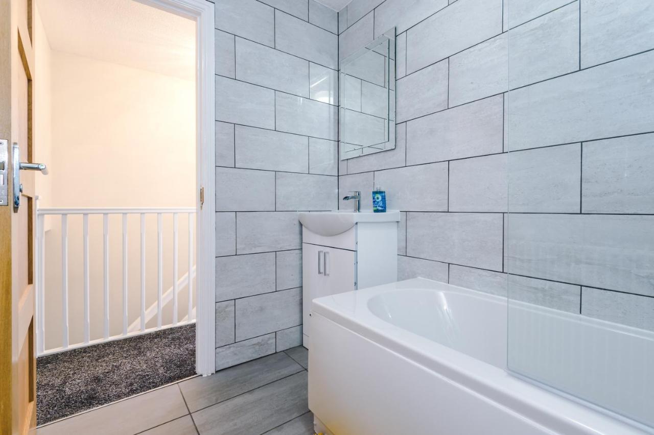 Stylish 4 Bedroom Home Close To Manchester City Centre المظهر الخارجي الصورة