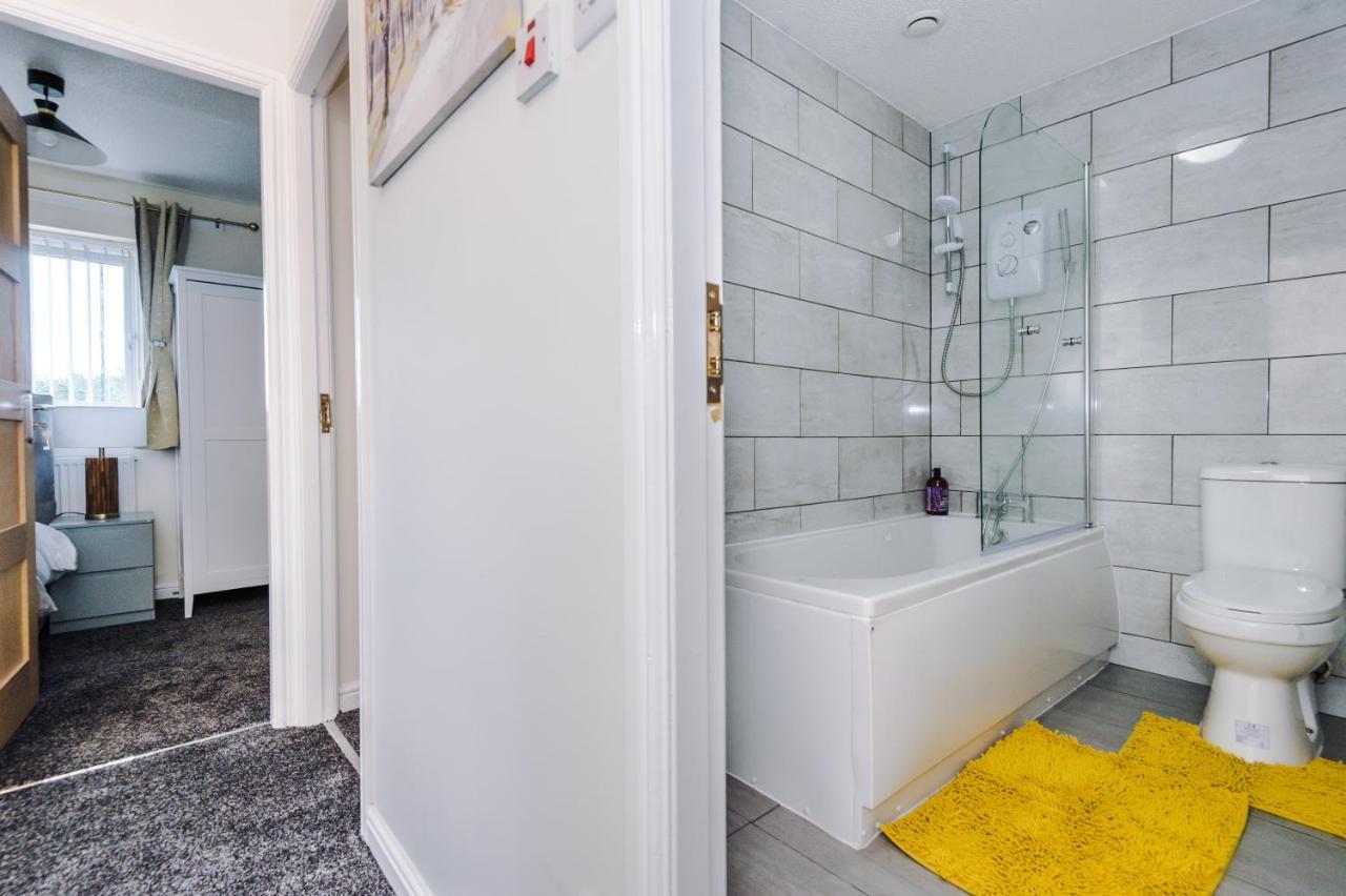 Stylish 4 Bedroom Home Close To Manchester City Centre المظهر الخارجي الصورة