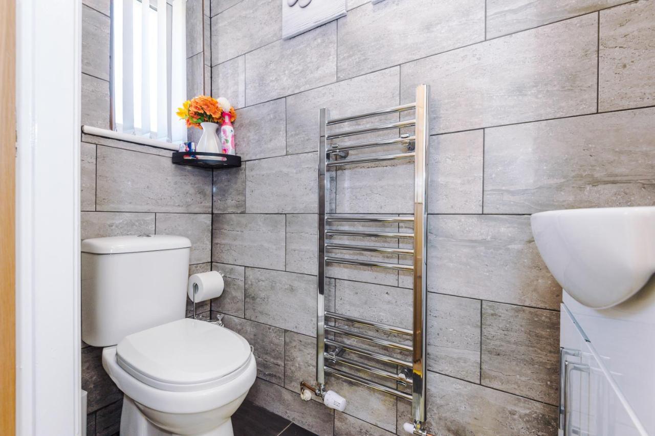 Stylish 4 Bedroom Home Close To Manchester City Centre المظهر الخارجي الصورة